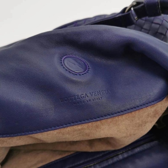 Bottega Veneta Intrecciato Woven Leather Shoulder Bag in Purple - Picture 7 of 16
